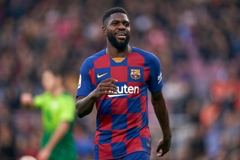 Barcelona define lista com seis jogadores para vender