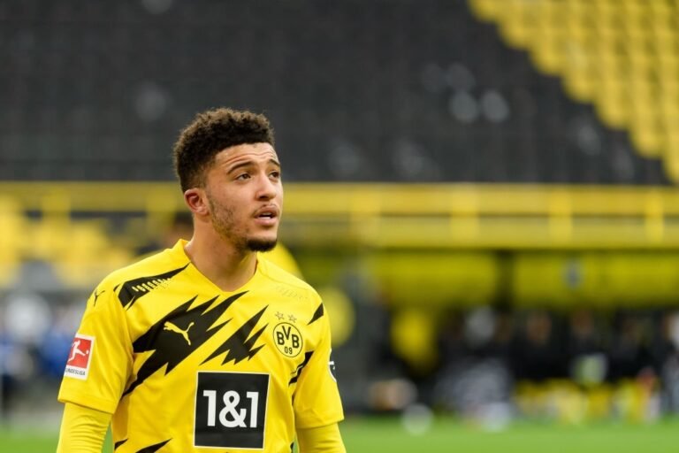 Jadon Sancho tem acordo para sair do Dortmund e Manchester United está atento
