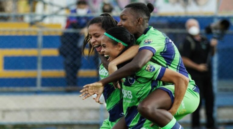 Contra a Ferroviária, Minas Brasília conquista a primeira vitória no Brasileirão