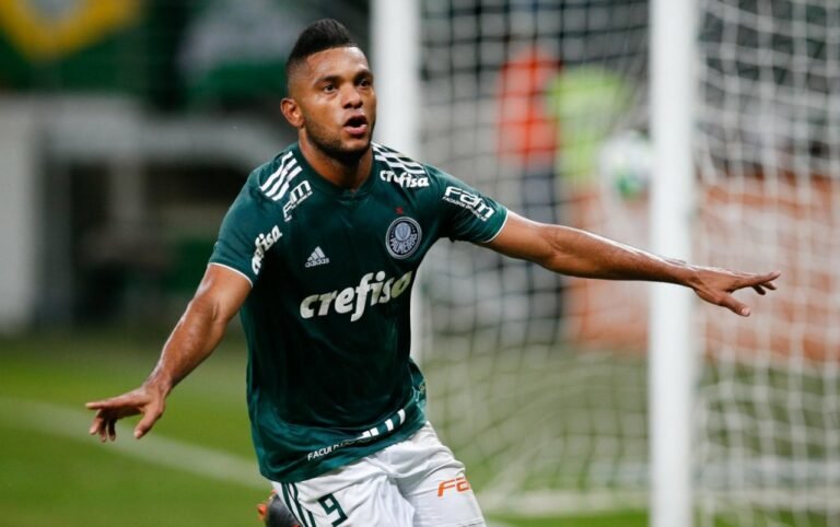 Volta de Borja ao Palmeiras é improvável