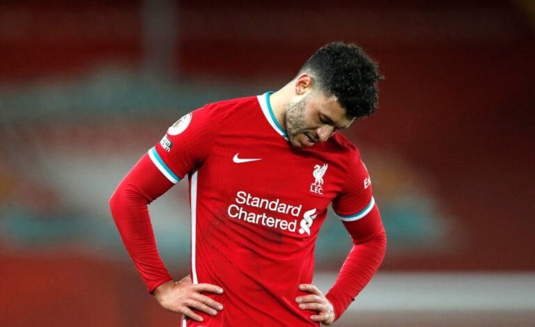 Borussia Dortmund teria interesse na contratação de Alex Oxlade-Chamberlain