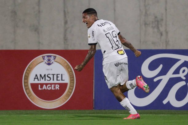 Com quatro brasileiros, Conmebol divulga seleção da quarta rodada da Libertadores; confira