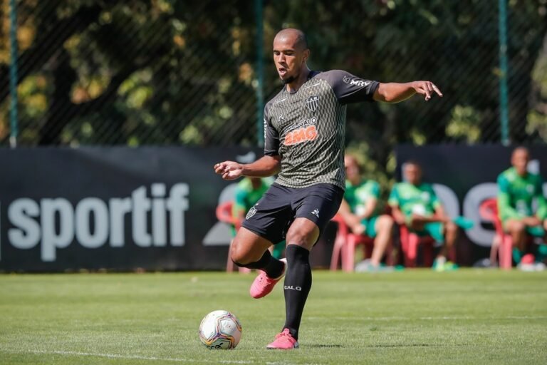 Atlético Mineiro não renova empréstimo com zagueiro