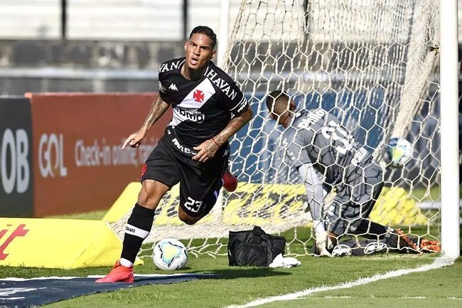 Vasco e Carlinhos acertam rescisão