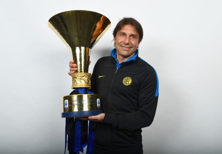 Antonio Conte deve deixar a Inter, que entra na disputa com Juventus e Real Madrid por Allegri