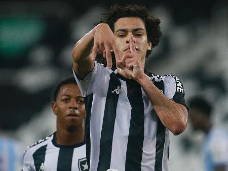 Botafogo recusa oferta milionária por Matheus Nascimento