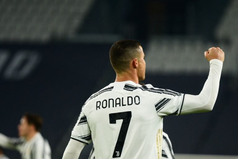 Cristiano Ronaldo é eleito o melhor atacante da Serie A