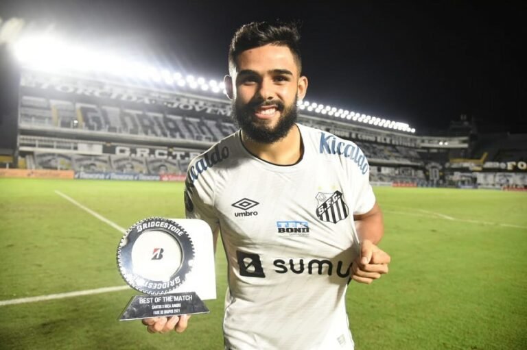 Com moral! Felipe Jonatan é eleito “craque da semana” pela Conmebol