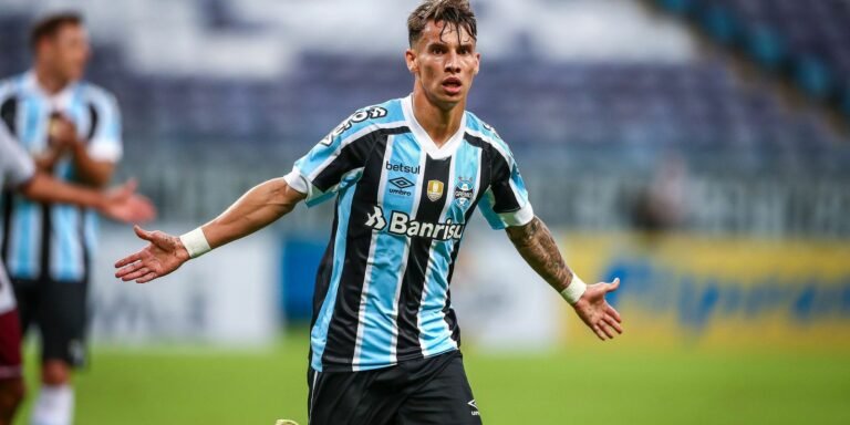 Empresário de Ferreirinha do Grêmio faz declarações polêmicas