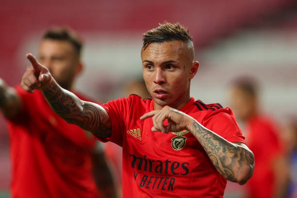 Cebolinha fala do amor ao Benfica e revela: “Jogo no maior de Portugal e não me falta nada”