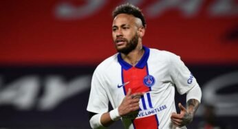 Pochettino revela motivo para Neymar ter ficado no banco