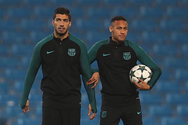 Neymar parabeniza Suárez pelo título da LaLiga com o Atlético de Madrid