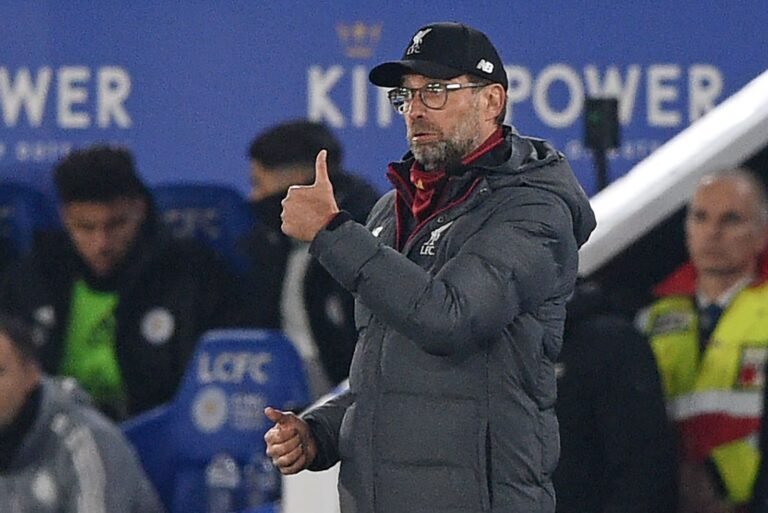 Klopp reclama da falta de reforços junto a diretoria do Liverpool
