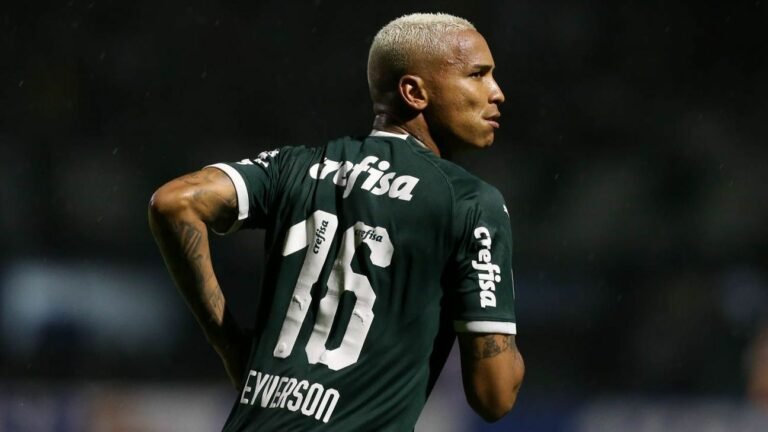 Deyverson retorna ao Palmeiras e será inscrito na Libertadores