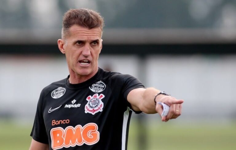 Vagner Mancini lamenta goleada sofrida pelo Corinthians e justifica: “Acidente de percurso”