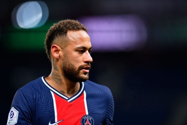 Pochettino não desiste do título francês e quer Neymar na final da Copa da França