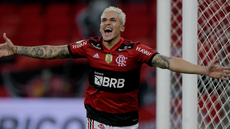 Pedro tem média de quase um gol por partida como titular no Flamengo