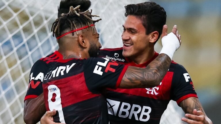 Pedro elogia Gabigol e aprova dupla de ataque no Flamengo: ‘Me sinto confortável’