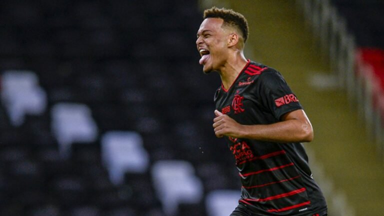 Saiba detalhes da proposta do Genk ao Flamengo por Rodrigo Muniz