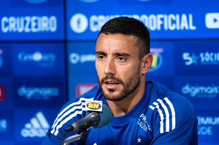 Sem espaço no Cruzeiro, Alan Ruschel pode ser emprestado ao América