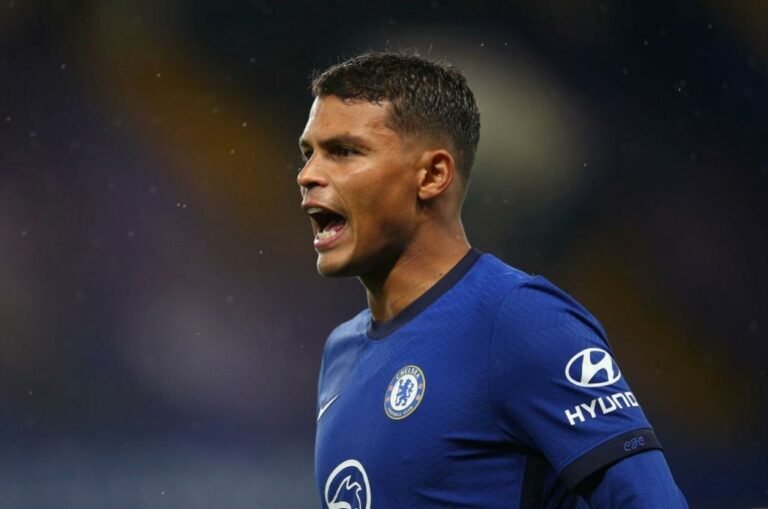 Chelsea deseja renovar com Thiago Silva para a próxima temporada
