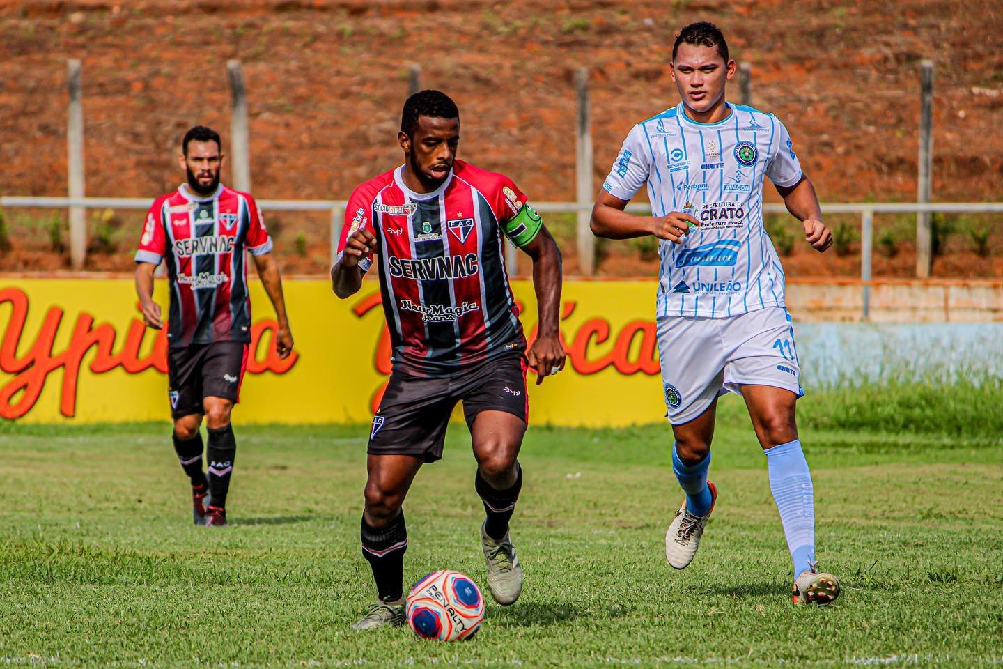 Titular do Ferroviário, Wesley Dias destaca vontade de crescer no clube