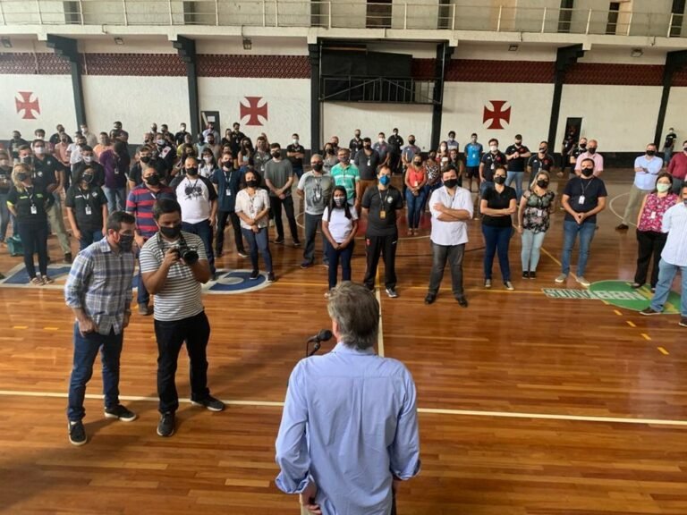 Ex-funcionários do Vasco negam acordo de parcelamento de rescisão