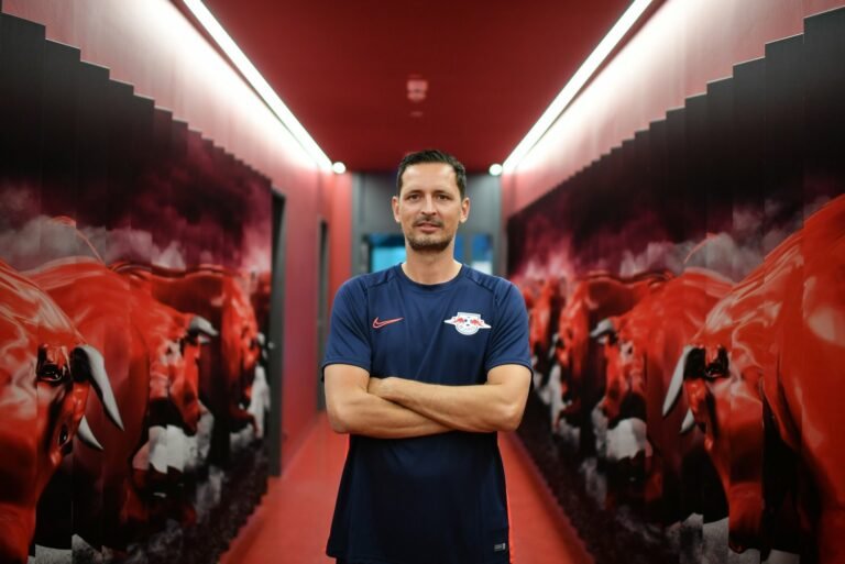 Bayern de Munique leva duas peças do Red Bull Leipzig