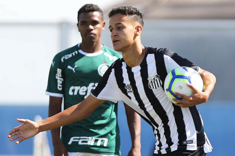 Com proposta do Fortaleza em mãos, Santos quer avaliar com calma, entenda