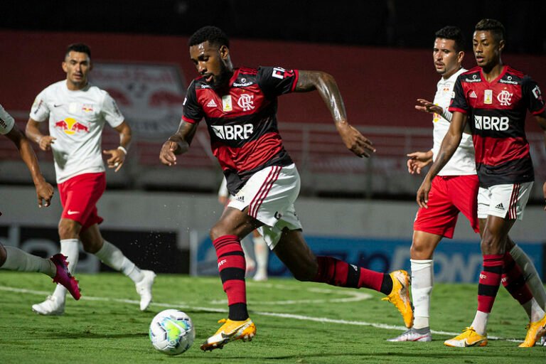 Ainda sem Pedro, Flamengo divulga relacionados para a partida contra o RB Bragantino