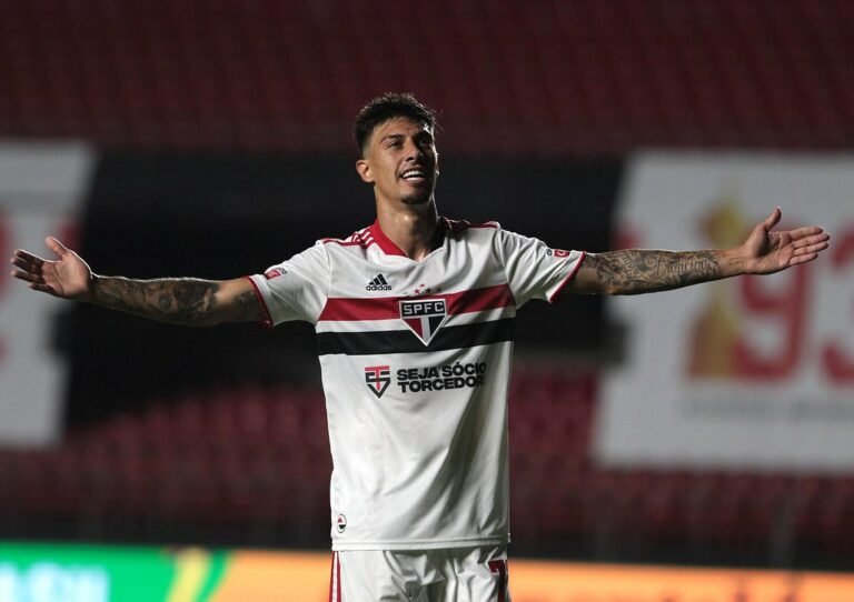 Rigoni estreia como titular e vira opção para ataque do São Paulo