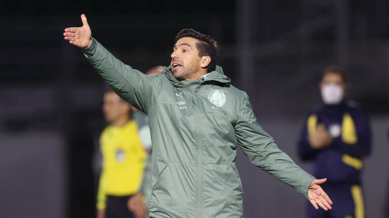 Abel Ferreira critica falta de reforços no Palmeiras