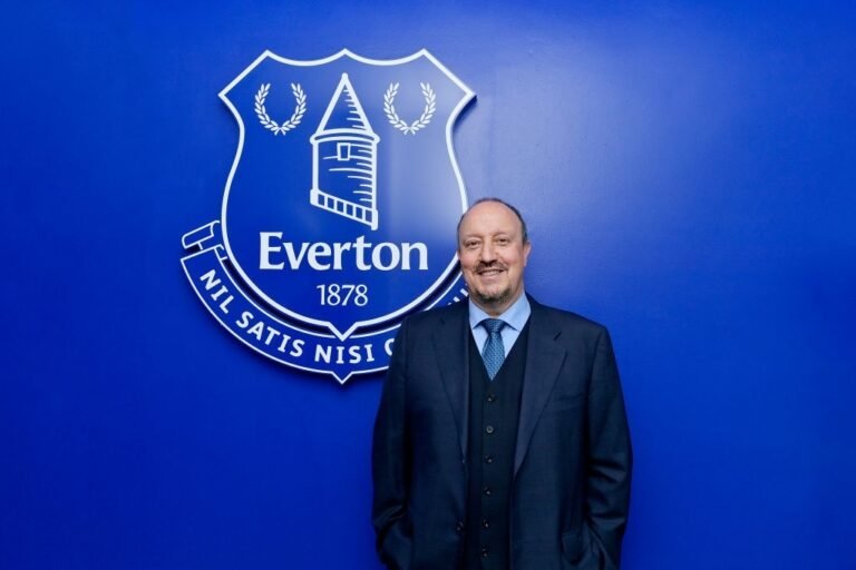 Oficial: Rafa Benítez é o novo treinador do Everton