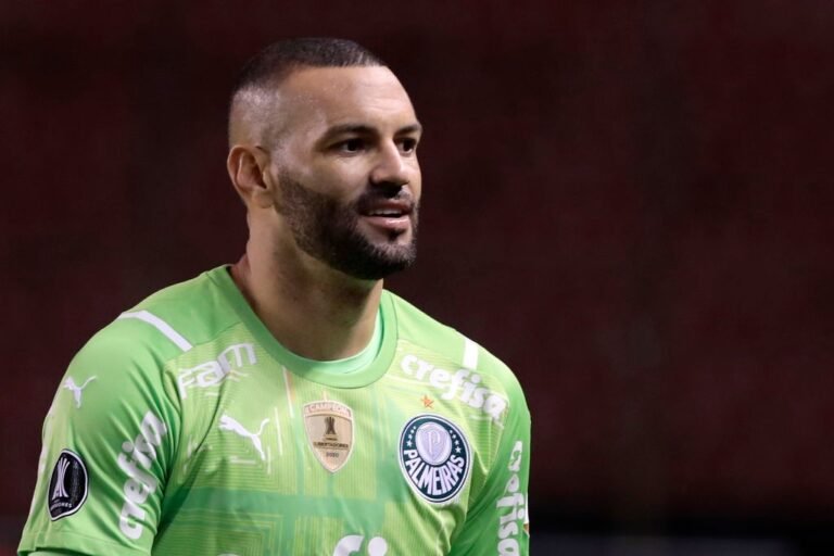 Roma tem interesse em Weverton