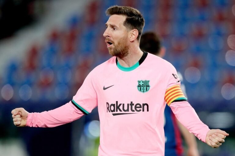 Fim da novela: Messi vai renovar com o Barcelona até 2023
