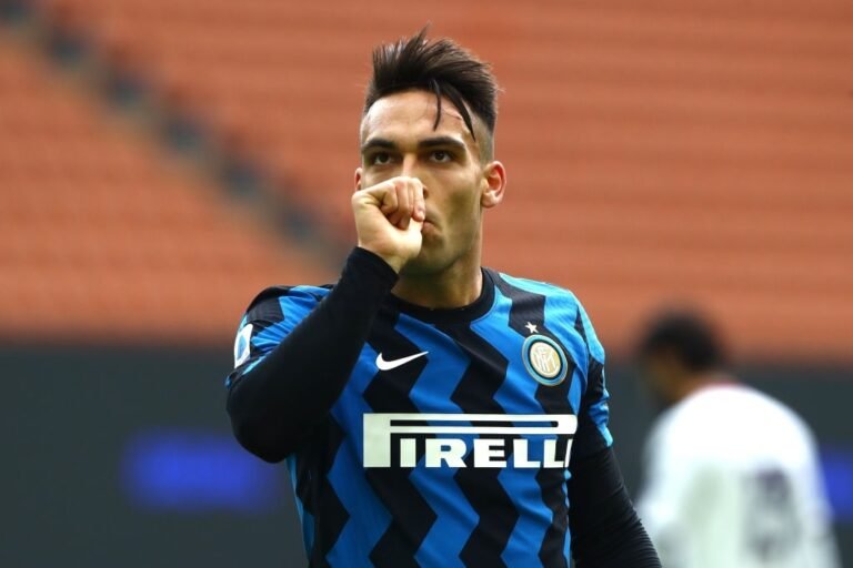 Inter de Milão monitora dois nomes para substituir Lautaro Martínez