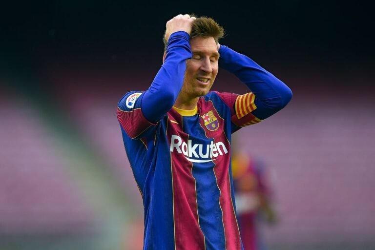 Laporta mostra preocupação com renovação de Messi