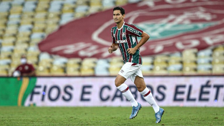 Santos e Fluminense ainda discutem empréstimo de Ganso