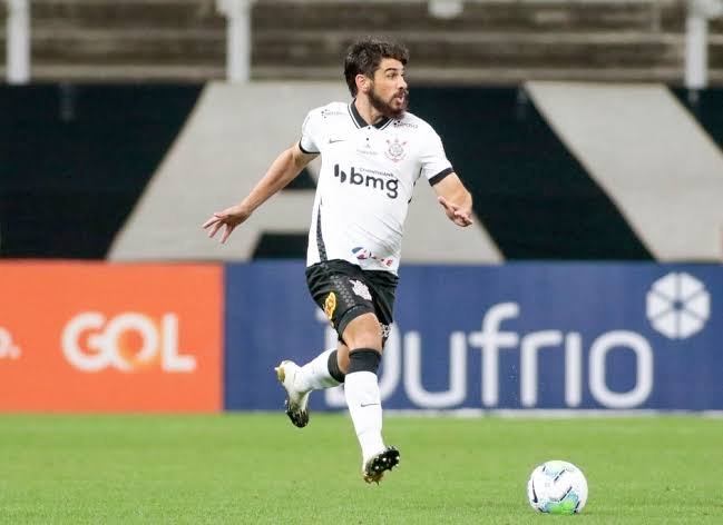 Internacional mira a contratação de zagueiro do Corinthians