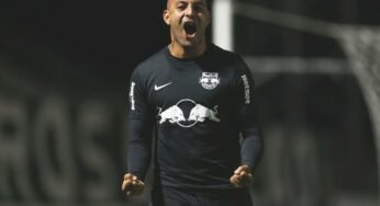 Red Bull Bragantino vence com hat-trick de Ytalo e assume a liderança do Brasileirão