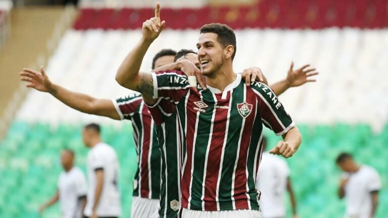 Dois clubes de Portugal monitoram o zagueiro Nino, do Fluminense