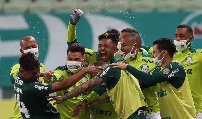 Abel Ferreira tem retornos importantes e aguarda apenas recuperação de atacante para ter elenco completo
