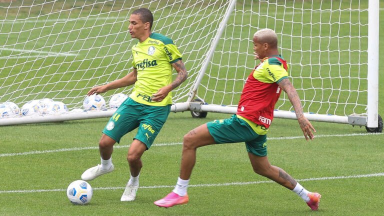 Deyverson faz primeiro treino no CT do Palmeiras