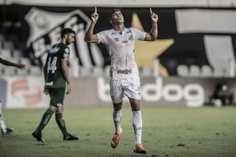 Kaio Jorge não quer deixar o Santos de graça; entenda