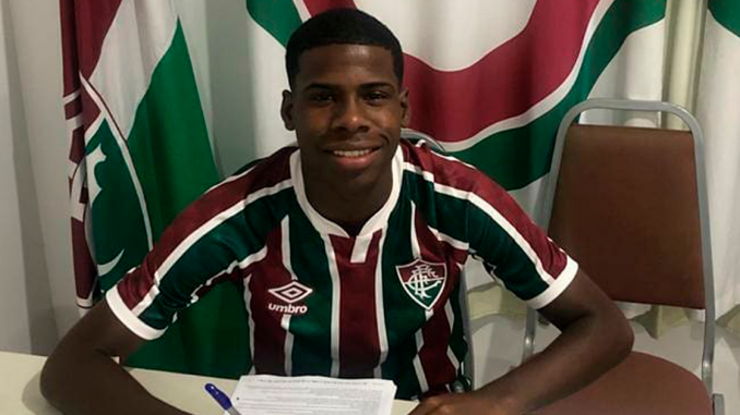 Fluminense contrata volante Marcos Silva para o sub-20, com passagens pelo Inter e Vasco