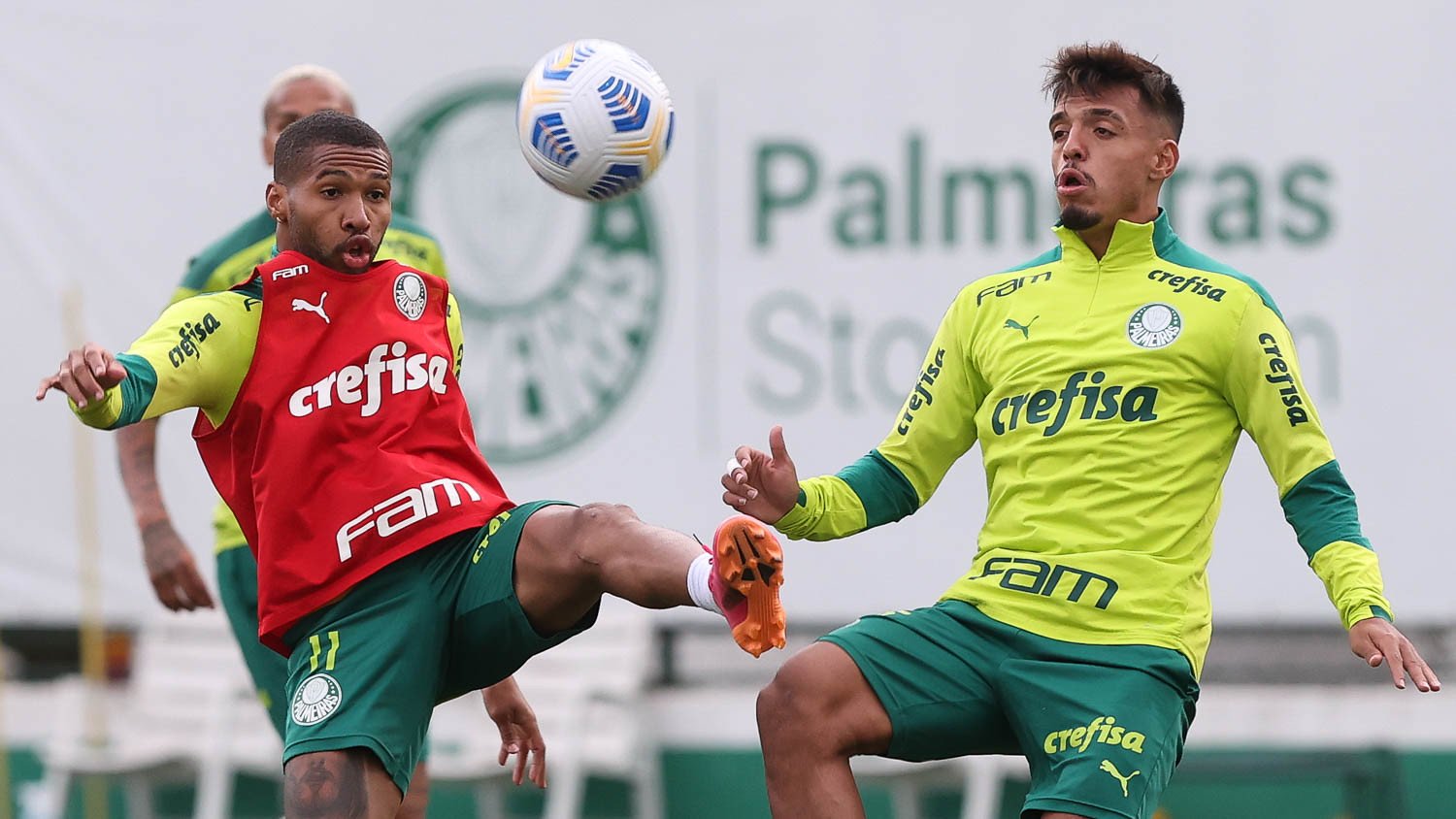 Para apagar má impressão, Palmeiras pode ter reforço contra Corinthians