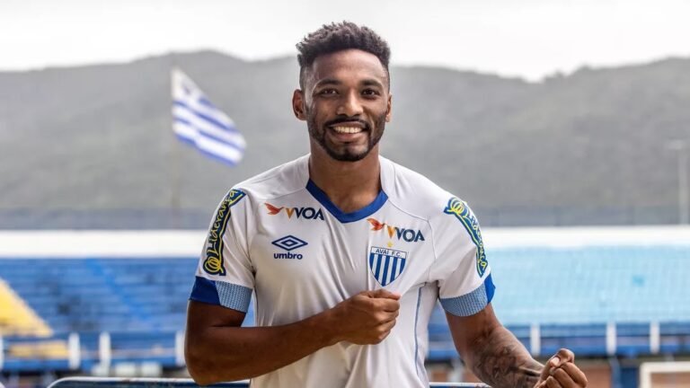 Avaí anuncia a contratação do volante Jean Cléber, ex-Ceará e Cruzeiro