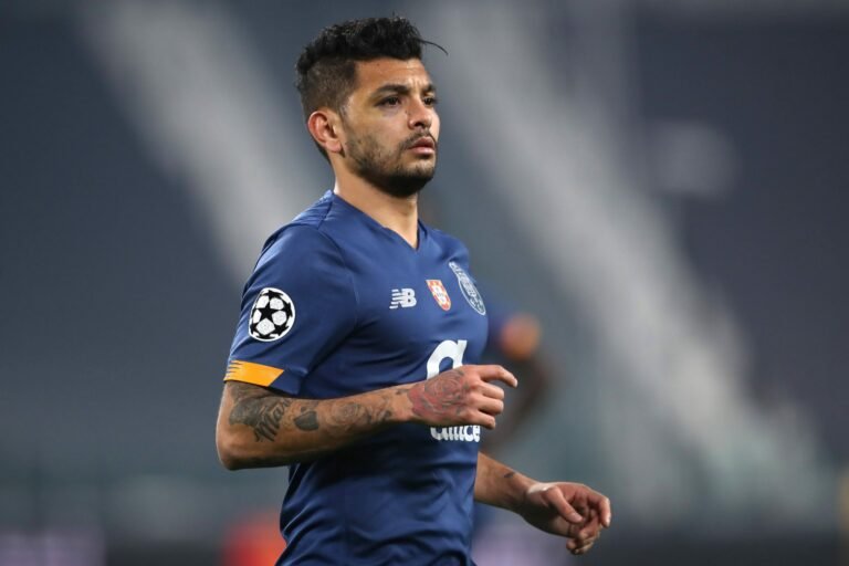 Arsenal entra na briga por Jesús Corona