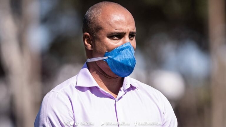 Diretor técnico do Cruzeiro deixa clube dias após áudio polêmico