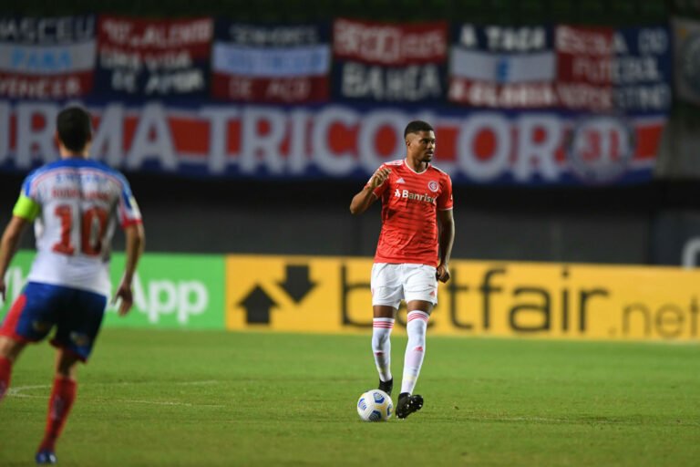 Internacional é o time com mais expulsões entre os clubes da Série A